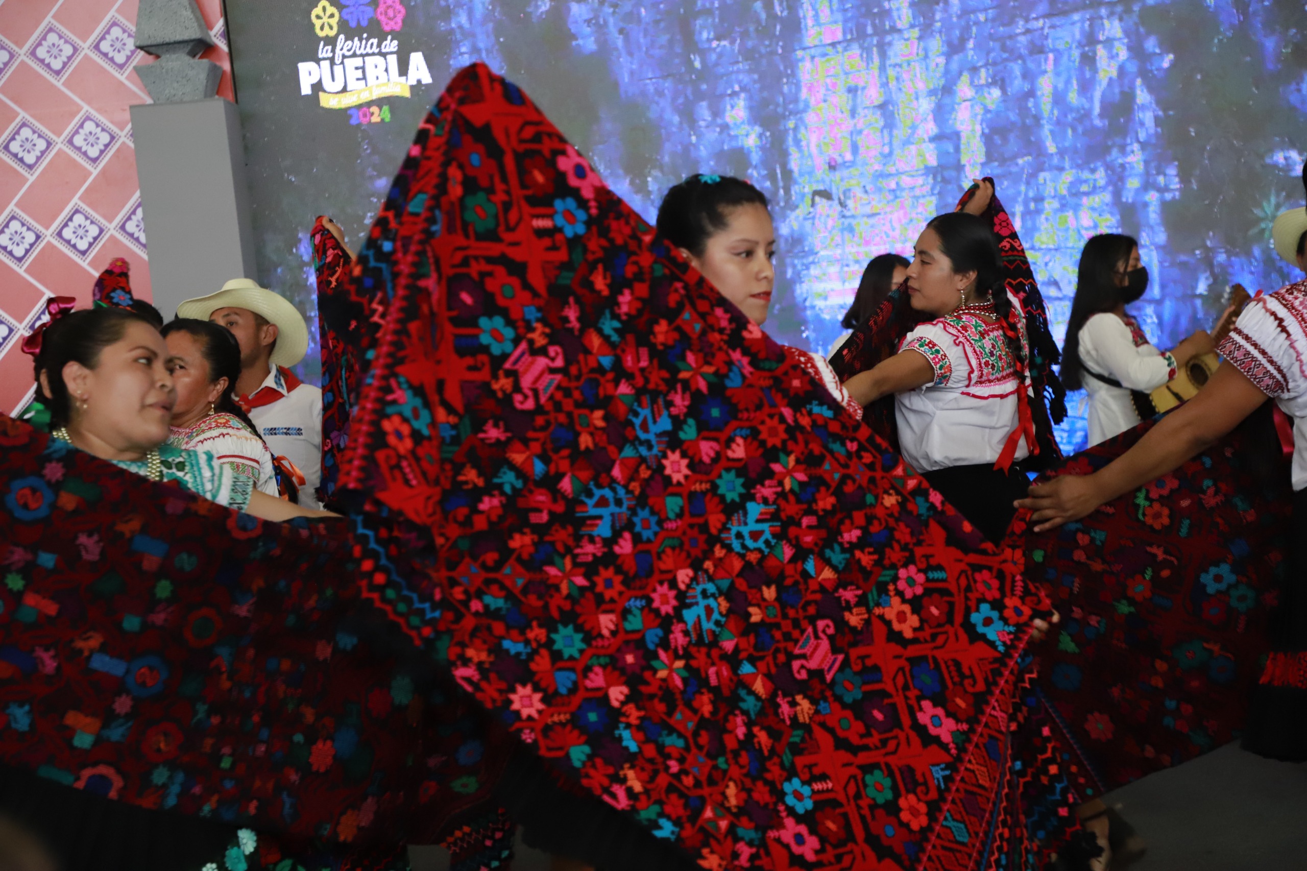 Disfruta de la riqueza cultual de Tepeyahualco y Zacapoaxtla en la Feria de Puebla