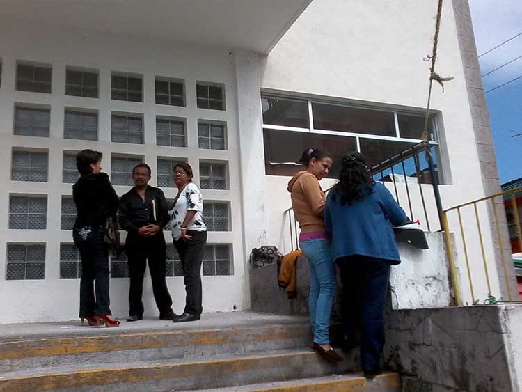 Niegan inscripciones en Teziutlán por incumplir cuotas escolares