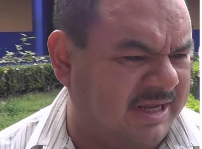 Acusan a director del SOSAPATZ de amenazar a reportero en Teziutlán