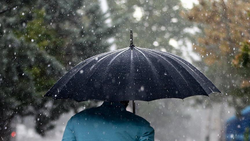 Lluvias causan inundaciones en Europa y Asia