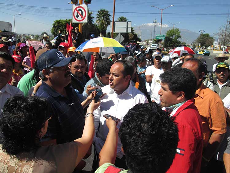 Destaca Ayuntamiento de Texmelucan diálogo con tianguistas
