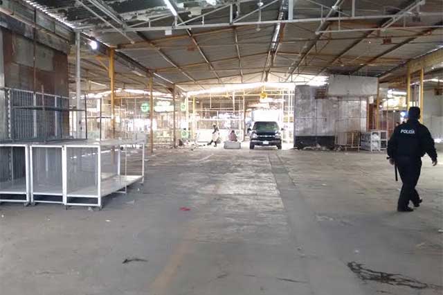 Ocasiona molestia la reducción del tianguis de Texmelucan