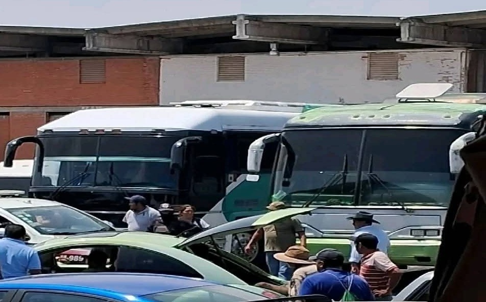 Balacera en tianguis de Tepeaca deja un hombre y una mujer heridos