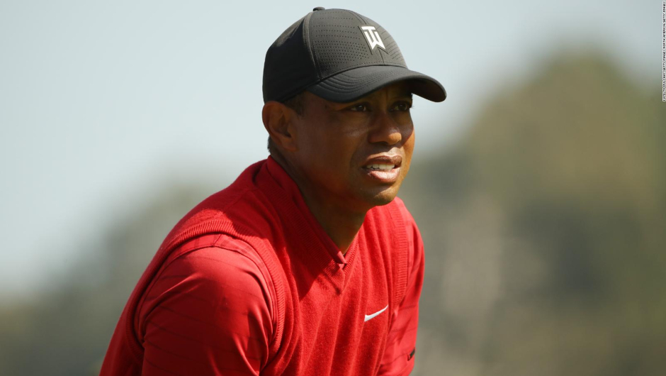 Hospitalizan a Tiger Woods tras sufrir fuerte accidente automovilístico