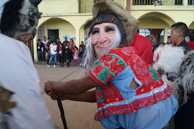 La fiesta de los artesanos: el carnaval de Tlacomulco