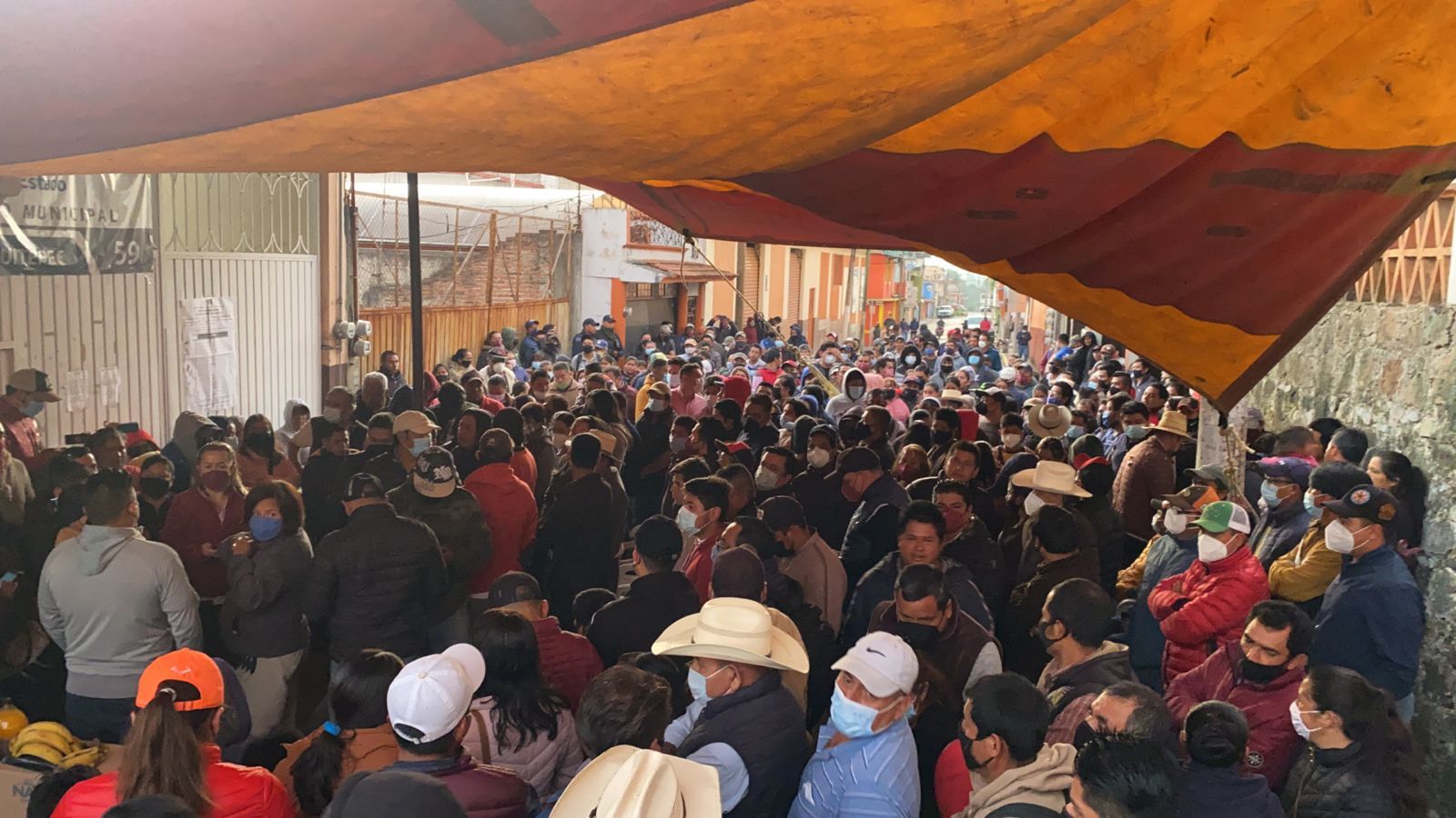 Acusan triunfo amañado de Loeza por cambio de boletas