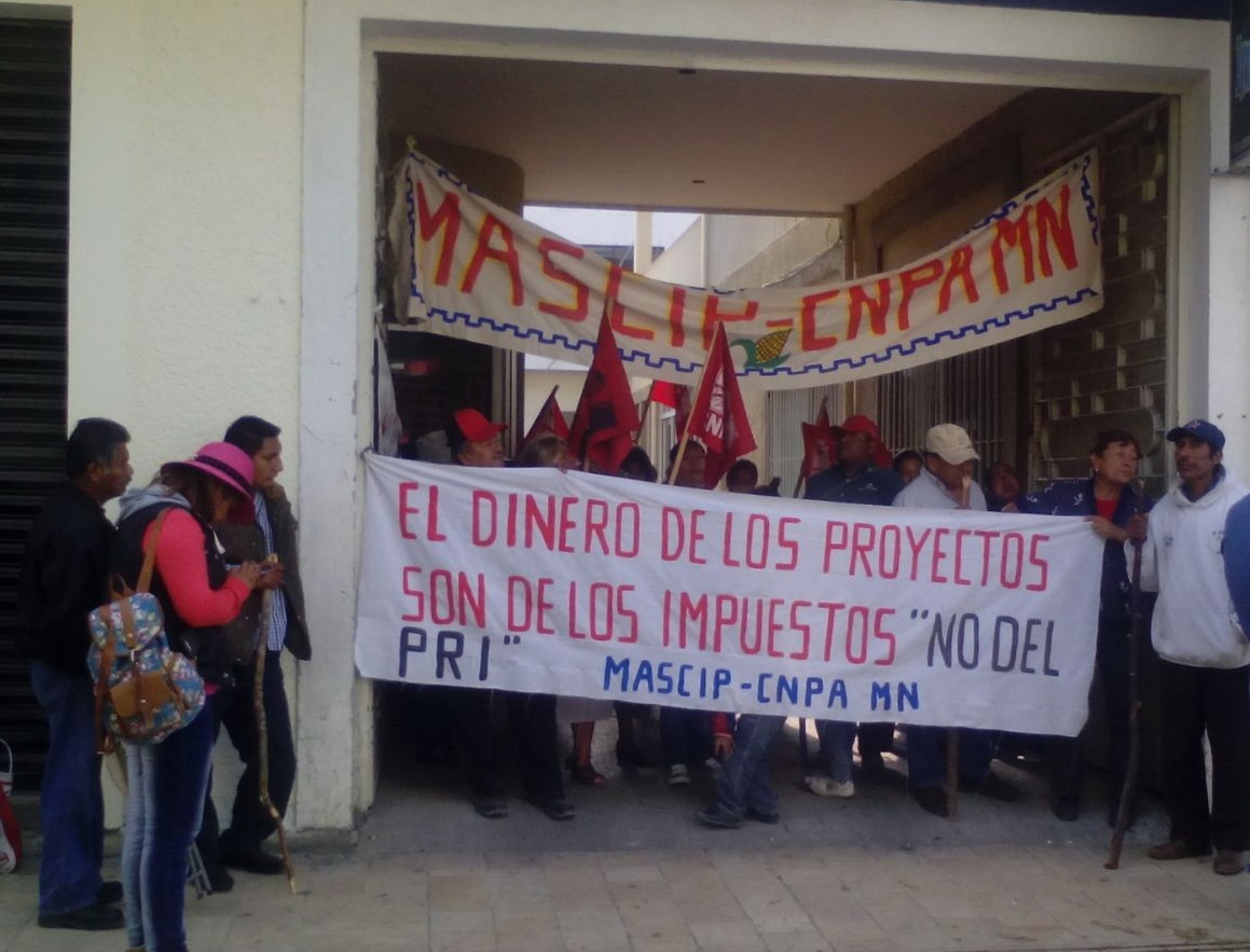 Campesinos protestan por falta de apoyos en Sagarpa de Tehuacán