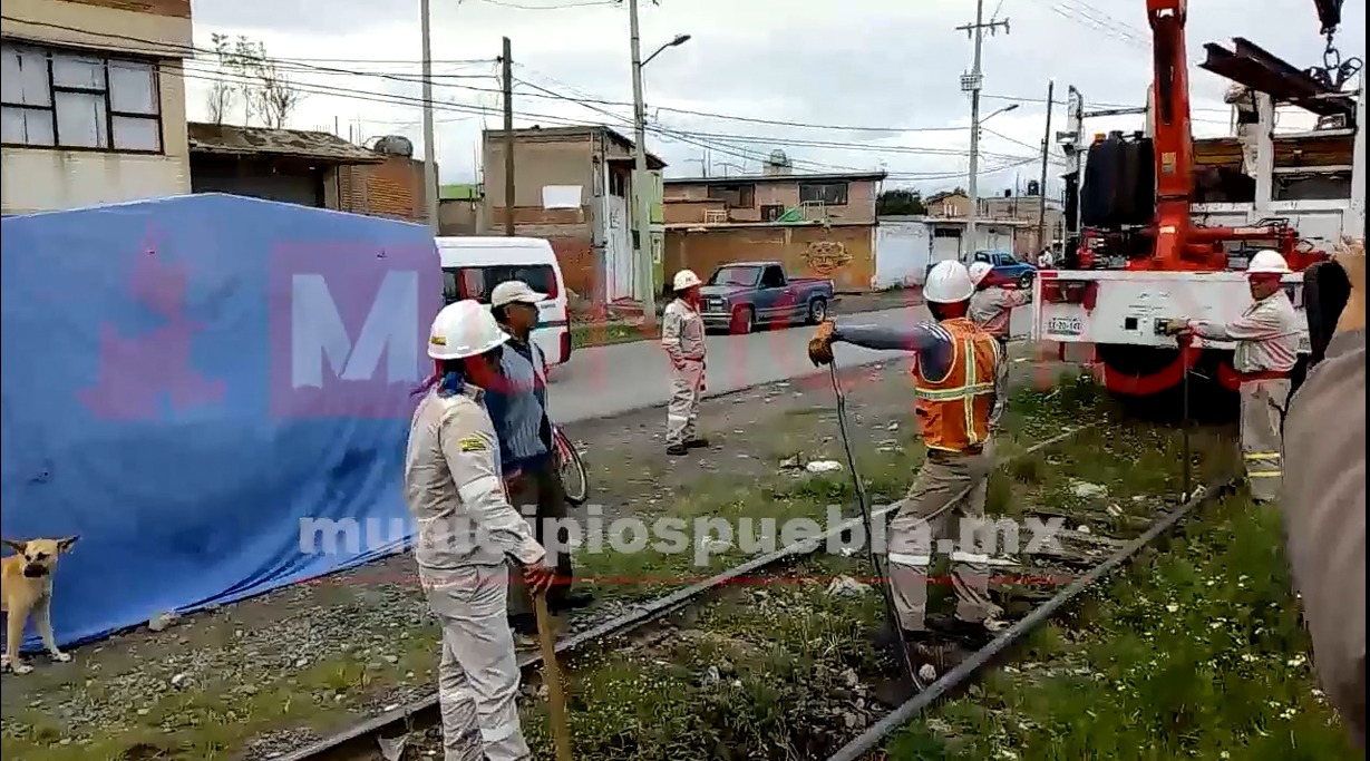 VIDEO: Enfrentamiento por trabajos de Ferrosur en Texmelucan 