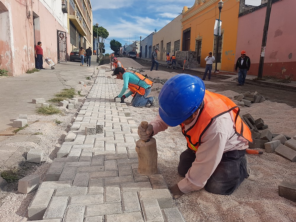 Obras en el Centro Histórico avanzan lento por contratiempos de Agua de Puebla: Vélez Tirado