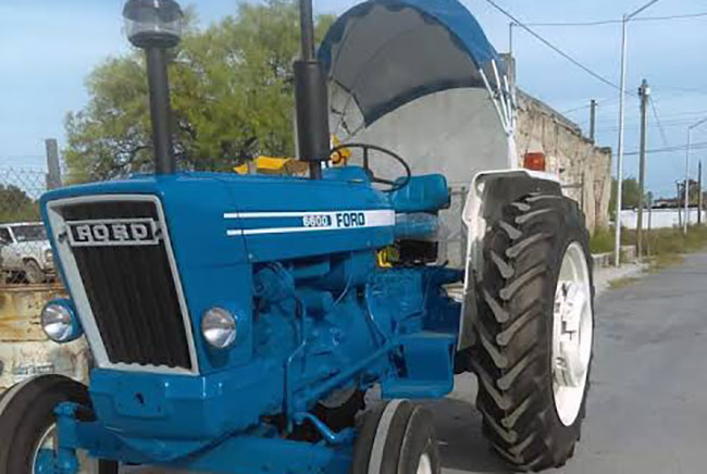 Pobladores recuperan en Tecamachalco tractor robado en Felipe Ángeles 