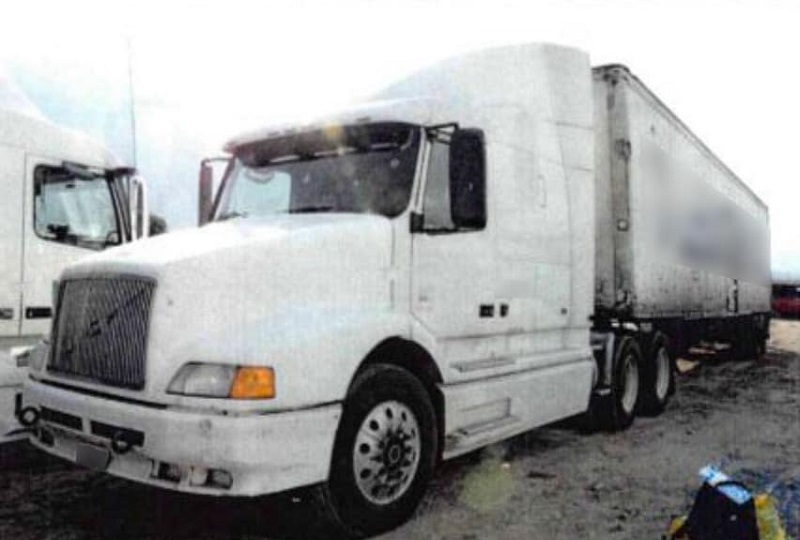 Manuel disparó a camión, lo asaltó y secuestró a chofer en la México-Puebla