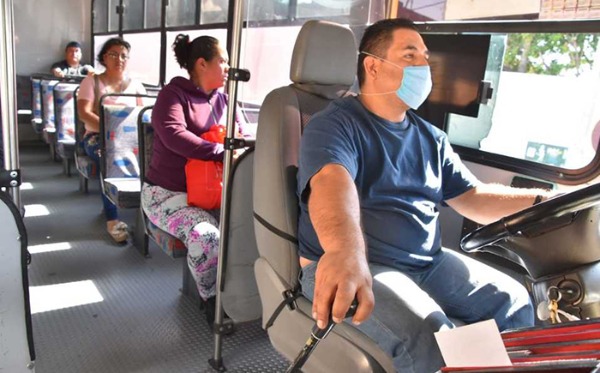 Barbosa: inicia regulación de taxis y modernización del transporte