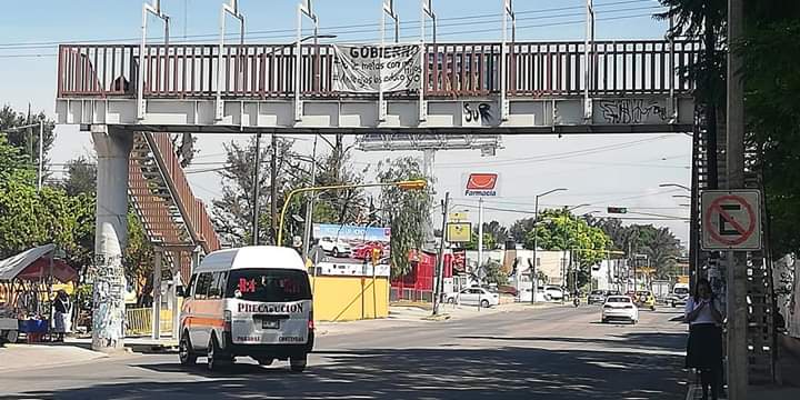 Asaltos complican situación económica de transportistas en Tehuacán