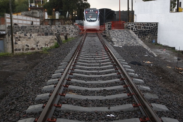 Aún con desperfectos las zonas que atraviesa el tren Puebla-Cholula