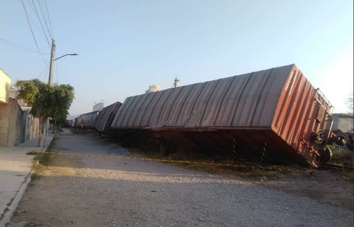 Se descarrilan vagones de tren en Tehuacán