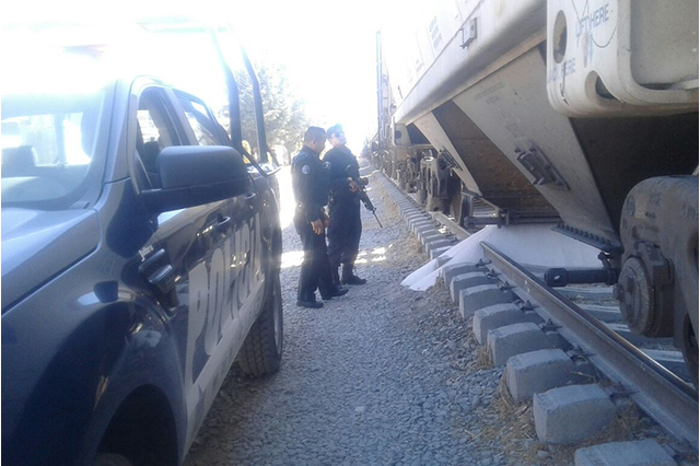 Frustra policía auxiliar saqueo de granos en el ferrocarril