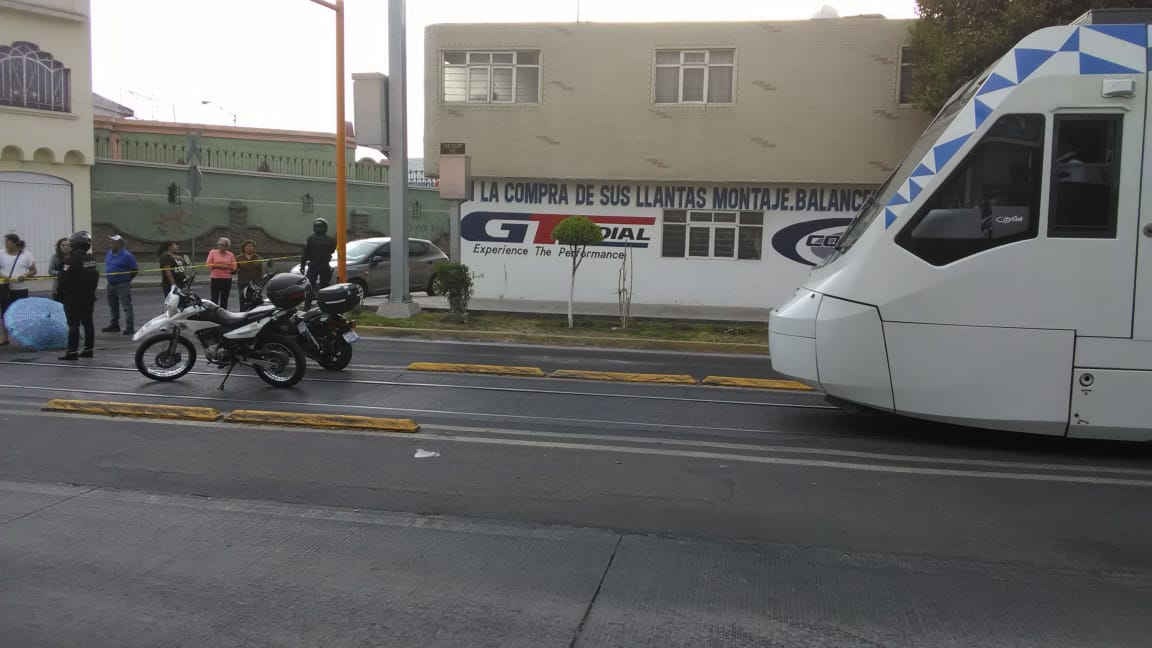 Inconformes bloquean Tren Turístico