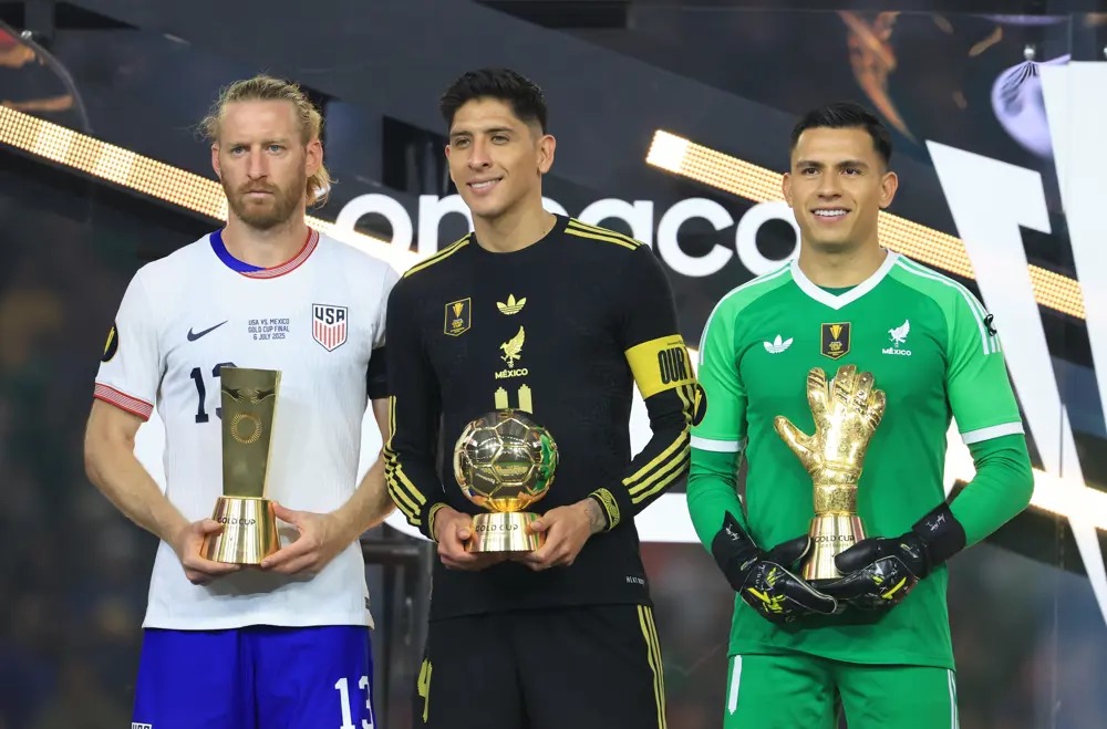 Edson Álvarez y Ángel Malagón, reconocidos como los mejores en Copa Oro 2025