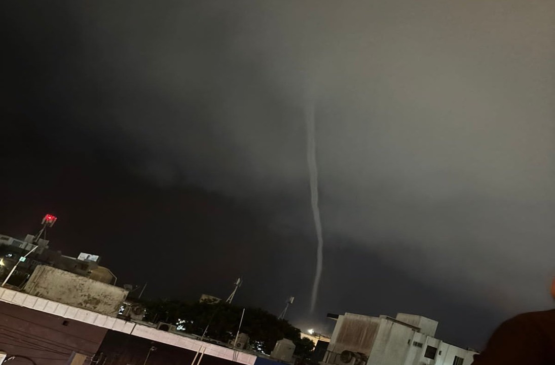 VIDEO Se forma Tromba Marina en Boca del Río, Veracruz