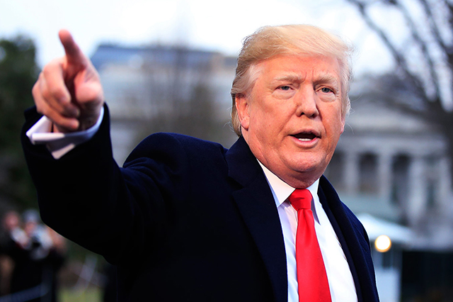 Cede Trump e inicia oficialmente transición de poderes a Biden