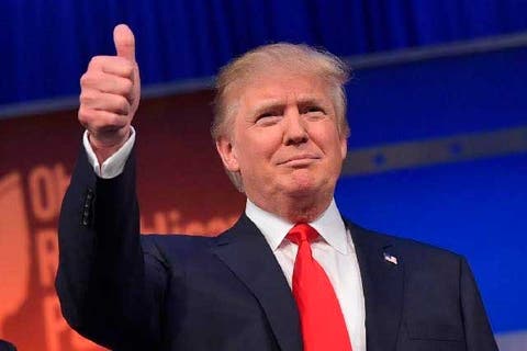 Tras dar positivo a Covid hospitalizan a Donald Trump