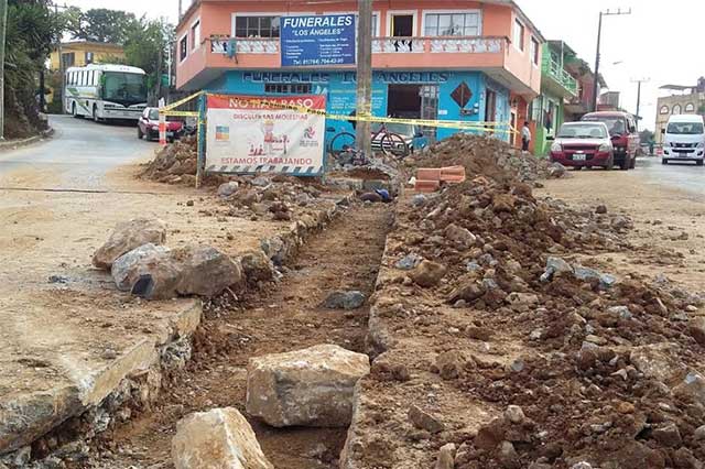 Rehabilita Xicotepec tubería de agua con más de 50 años de antiguedad