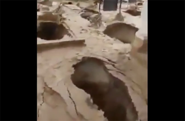 VIDEO Hallan extraños agujeros en tumbas en Tailandia
