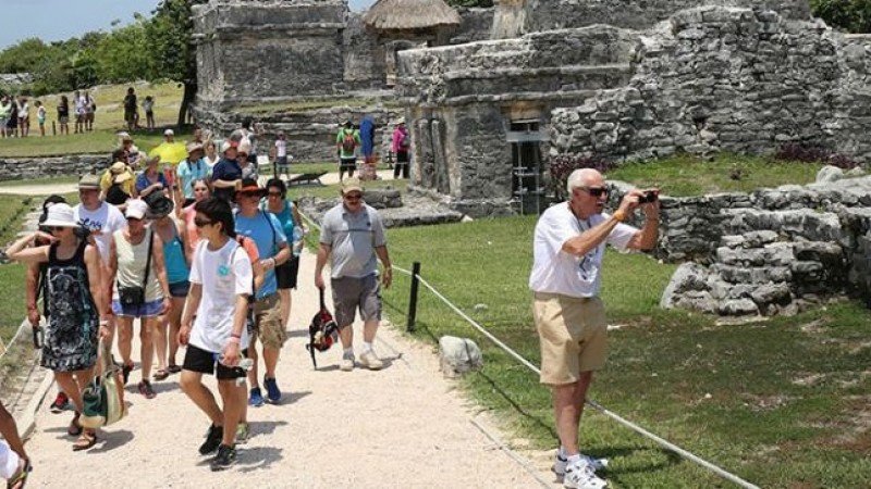 Turismo internacional deja derrama de 6 mil millones de dólares en dos meses en México