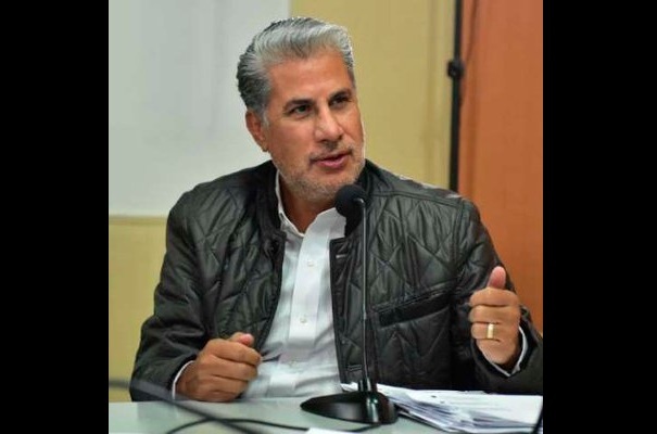 Morenista Alejandro Rojas defiende a Xóchitl de ataques de AMLO