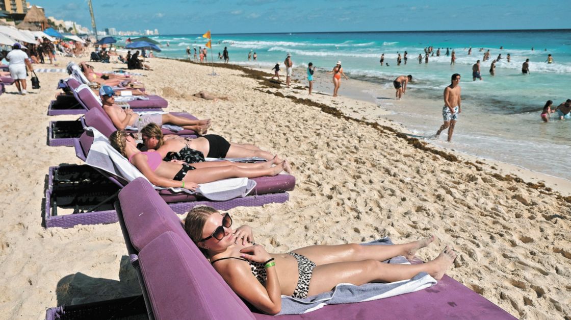 En 2021 llegaron 28 mil turistas de Ucrania a México  