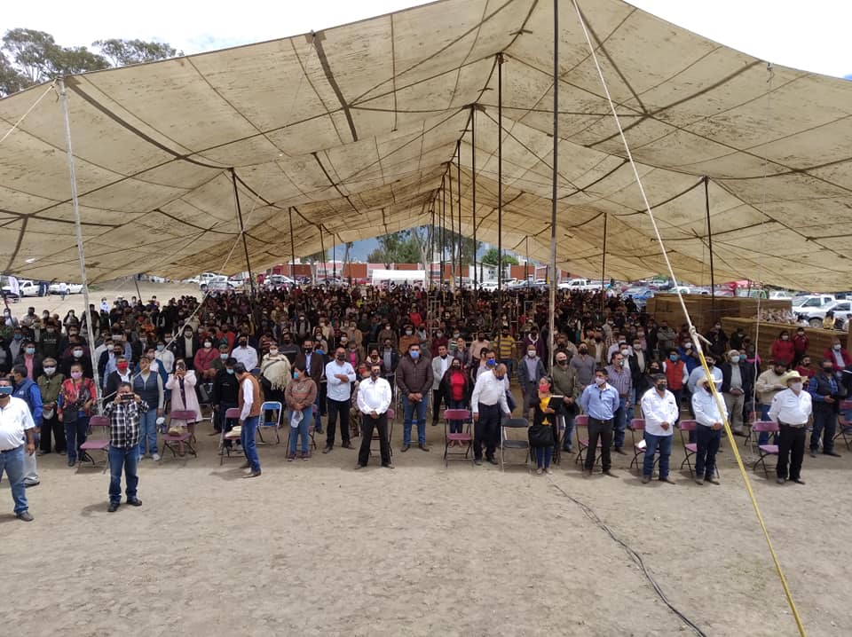 Burlan al COVID-19 y festeja la Unefa 25 aniversario en Tecamachalco