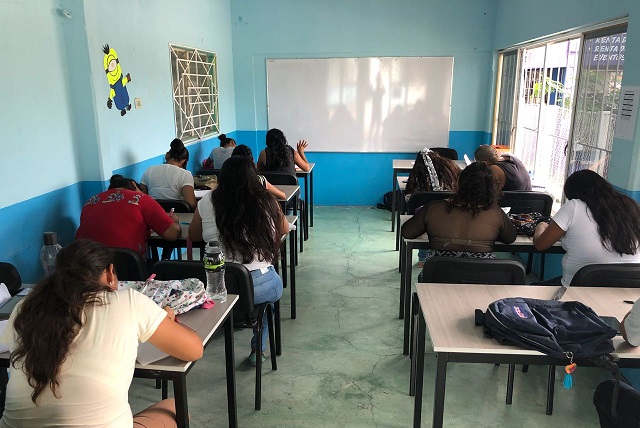 Universidad para el Bienestar oferta plazas de docentes