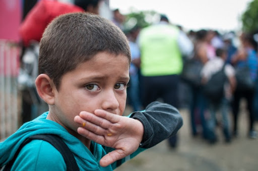 Covid-19, desempleo y deportación agobian a poblanos en EUA