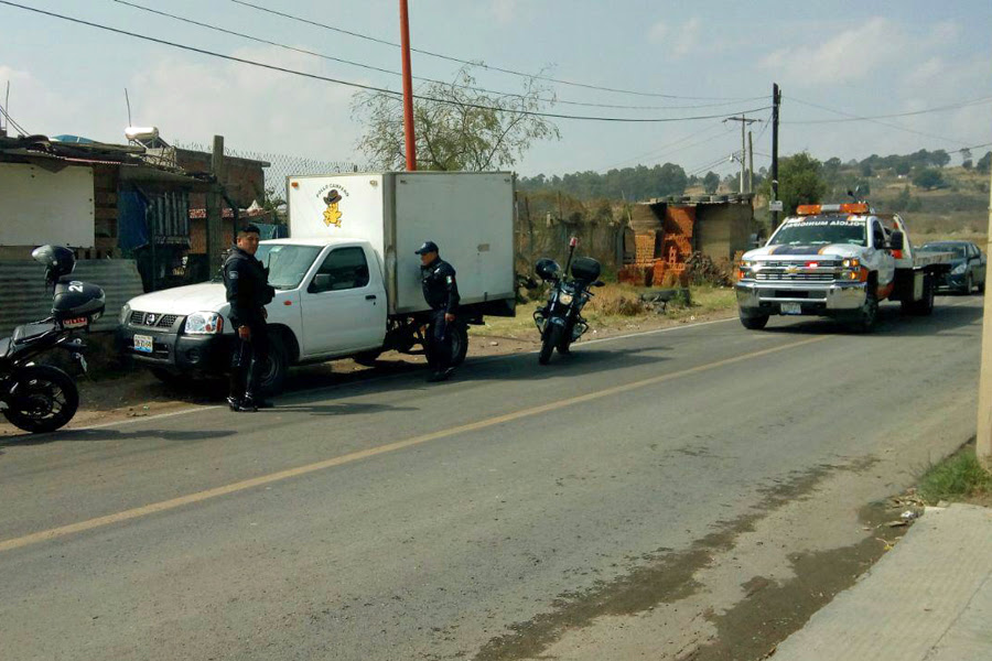 Recupera policía de San Pedro Cholula camioneta robada