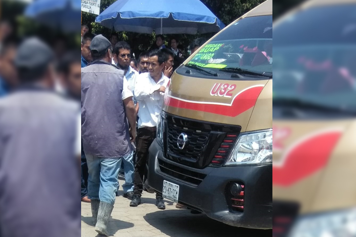 Huye conductor luego de atropellar a hombre de 77 años en Huauchinango