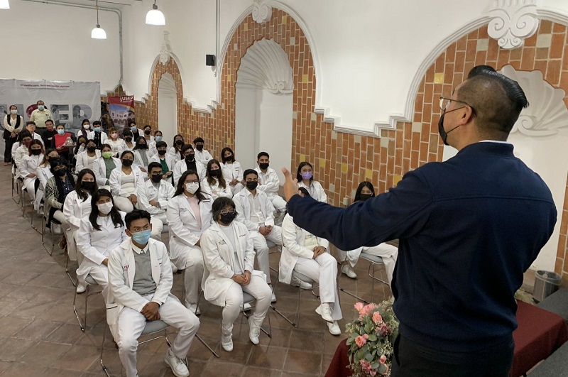 Empleo para médicos: Universidad de la Salud Puebla busca maestros