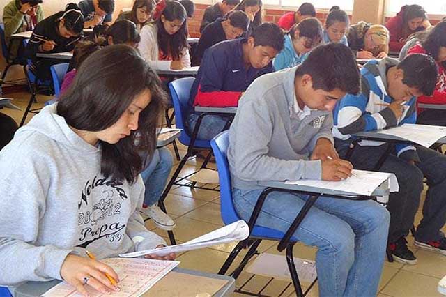 Analizan ofrecer nuevas carreras en la Universidad Tecnológica de Tehuacán