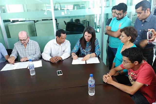 Tras 4 días de paro, reabren la Universidad Tecnológica de Tehuacán