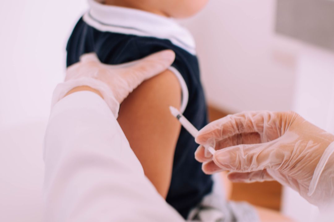 En Chile vacunan a niños de 3 a 5 años contra covid