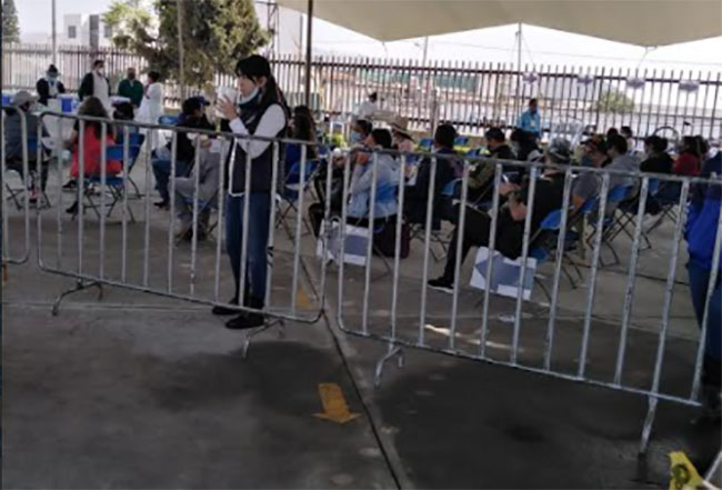 Sin contratiempos el primer día de vacunación a maestros en Texmelucan