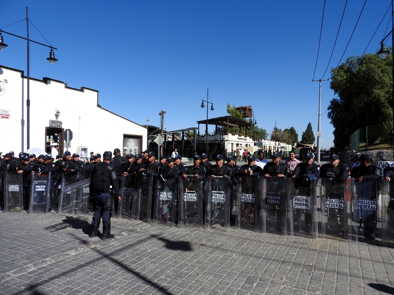 Protestas por gasolinazo enmudecen ante Peña Nieto, en Cholula