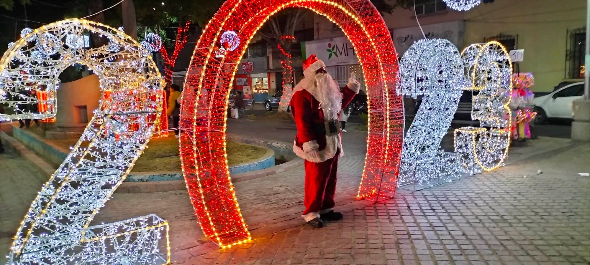 Suspenden actividades del Valle Iluminado de Tehuacán por luto a Barbosa
