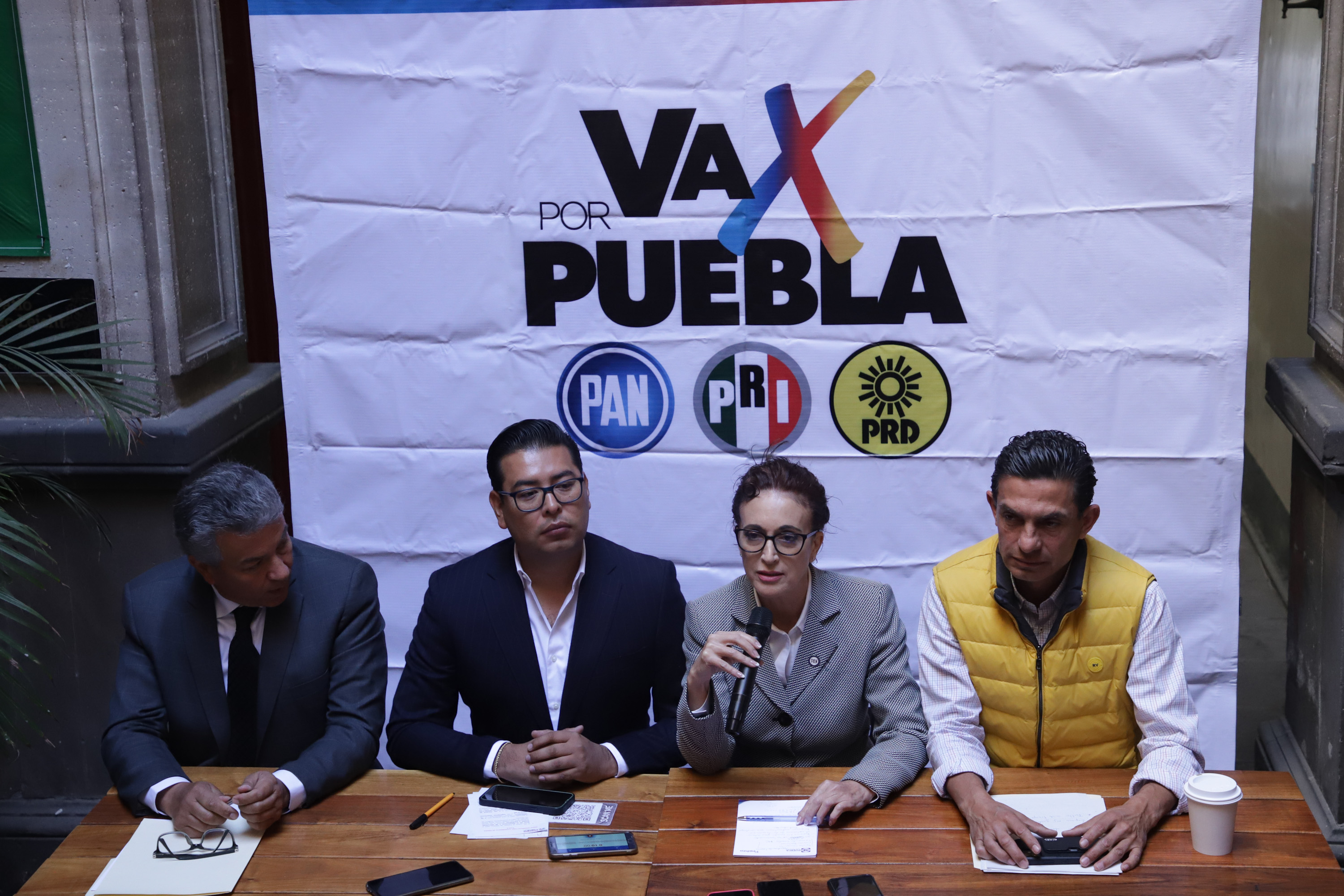 Miden a Rivera, Aranda, Alcalá y Lozano para la gubernatura