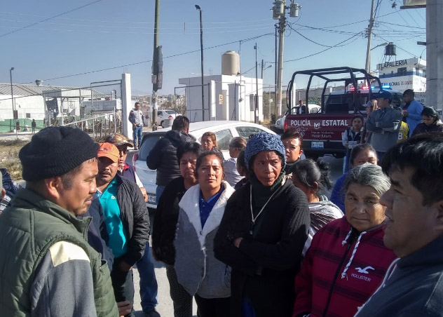 Choferes impiden que ruta bulevar circule en Santa Catarina