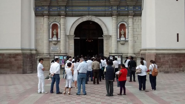 Entre reclamos de justicia, despiden a Isarve Cano en Tehuacán