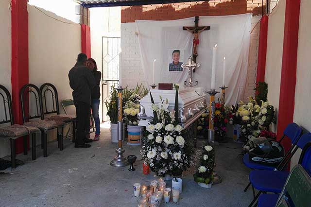 Demandan justicia en Tehuacán por asesinato de estudiante de la BUAP