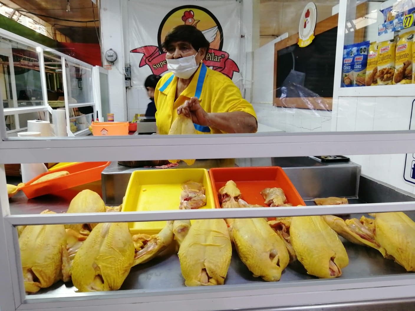 Carne de pollo se encarece hasta los 200 pesos en Puebla