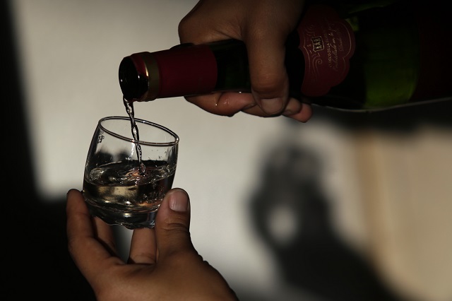 Registran también en Canoa intoxicados por ingerir bebidas adulteradas
