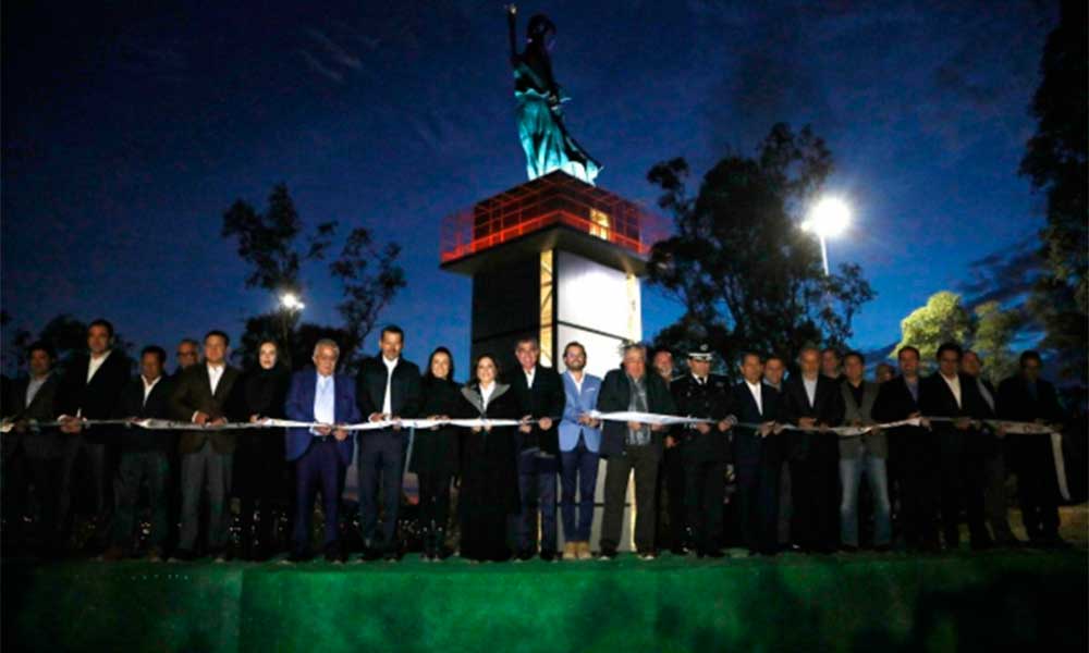 Inauguran en Puebla “La Victoria”, el monumento más grande de México