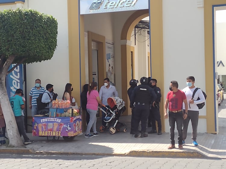 Vigilan más de 150 Policías zonas comerciales por el Buen Fin en Tehuacán 